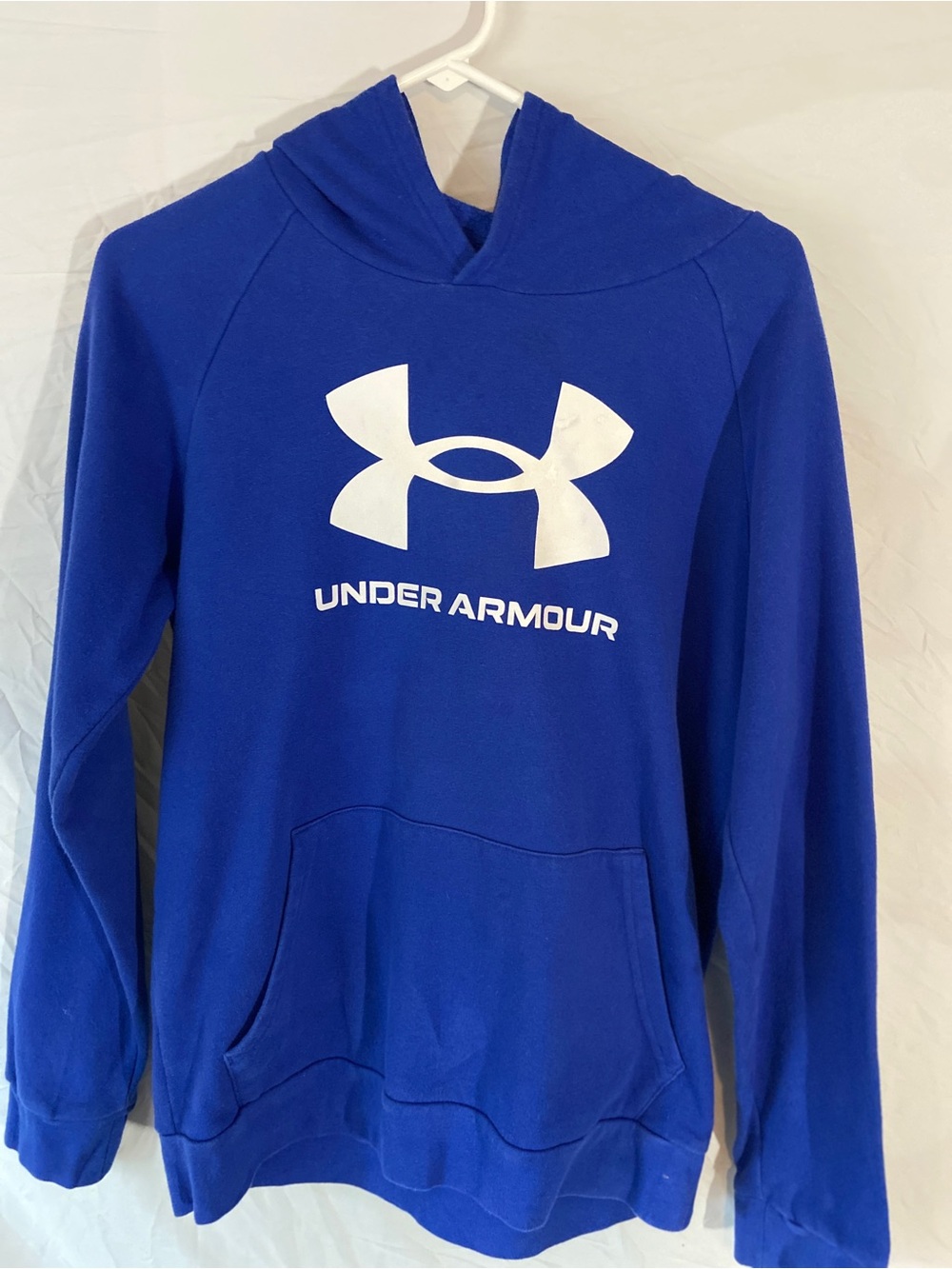 Under Armour Navy Sweatshirt with Gold Print